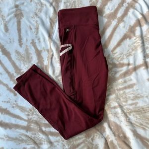 Fabletics Motion364 7/8 Leggins - Maroon/Rose